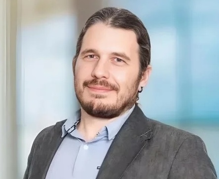 Expert Opinion: Cloud Computing — A Strategic Technology Choice