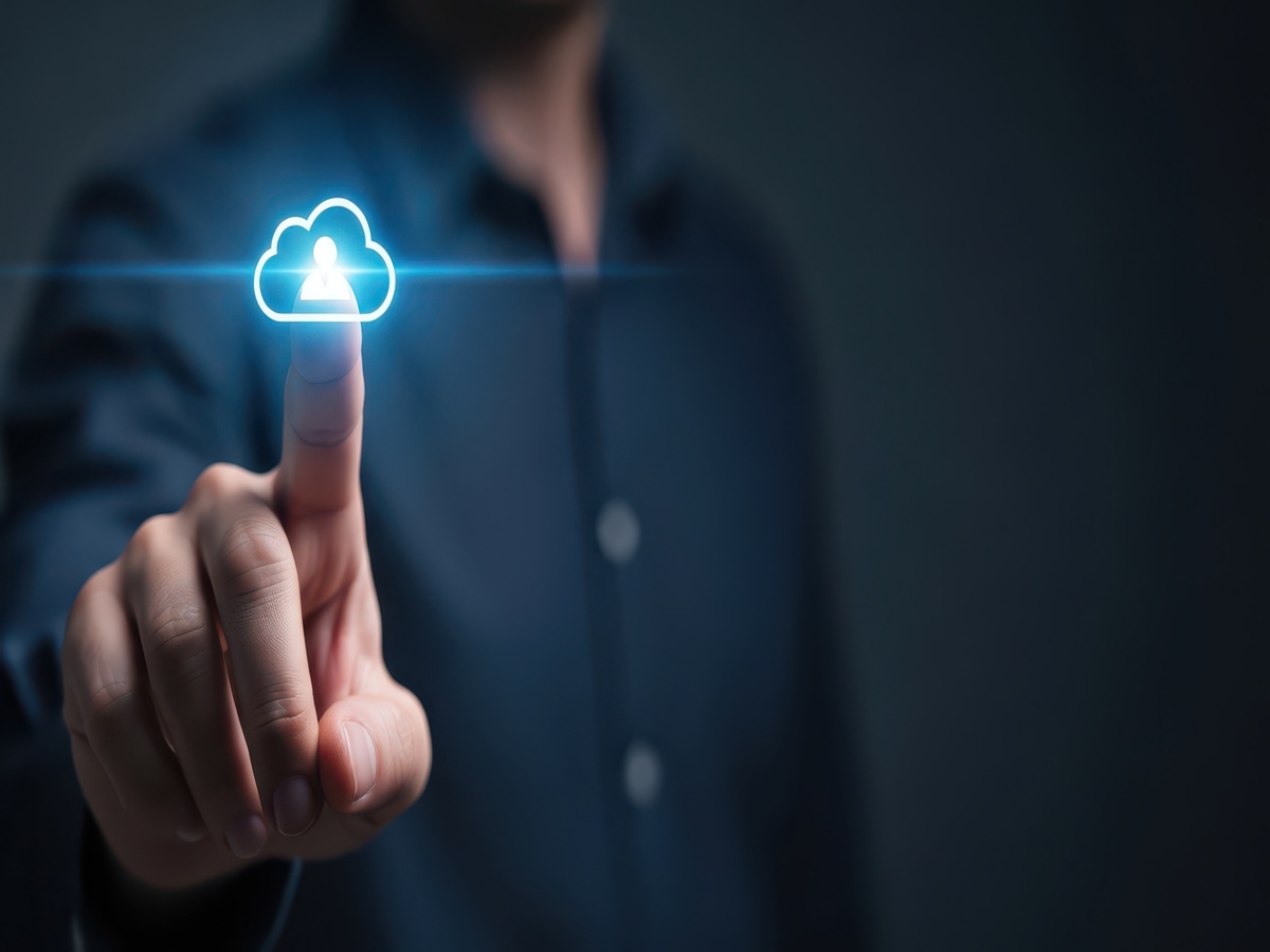 Edge Computing in Hybrid Environments: Definitions and Use Cases