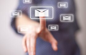Reconstructing Professional Emails: What the CNIL Allows
